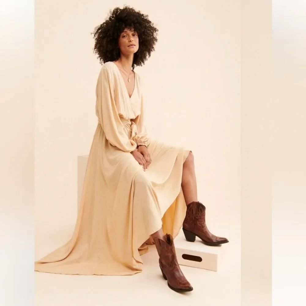Sahara Wrap Dress Erika Pena size S/M Color: Beige